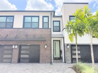 8344 NW 7th Pl 8344, Plantation, FL 33324