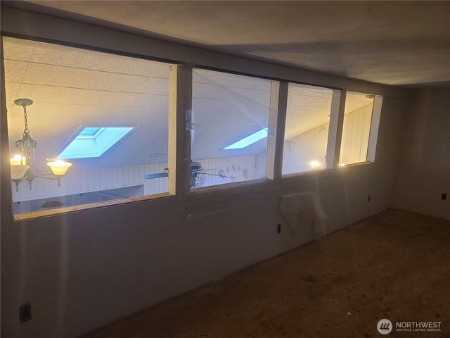 35618 16th Avenue Ct S, Roy, WA 98580