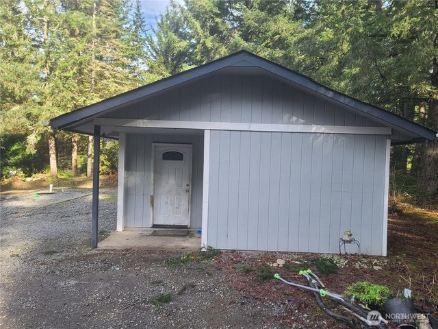 35618 16th Avenue Ct S, Roy, WA 98580