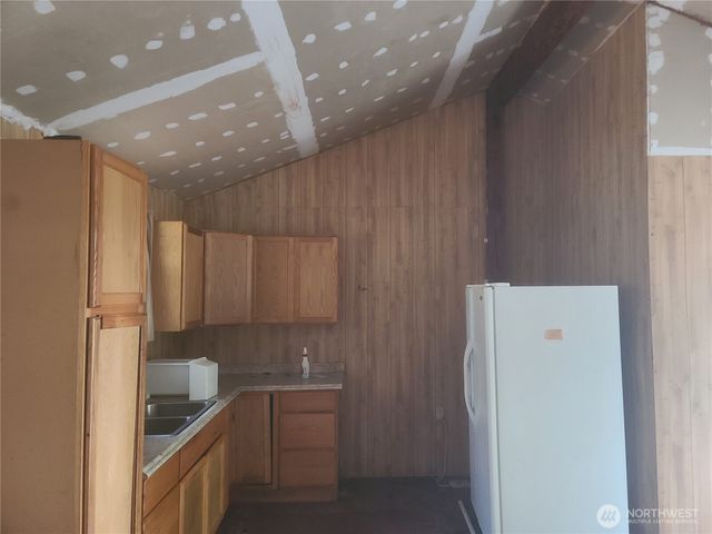 35618 16th Avenue Ct S, Roy, WA 98580