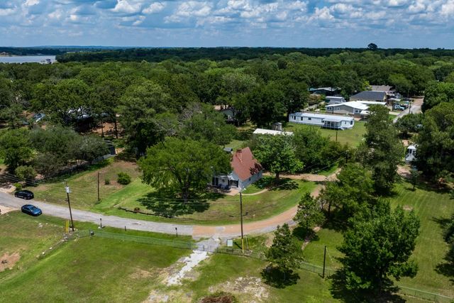 100 W Oak Acres Drive W, Malakoff, TX 75148