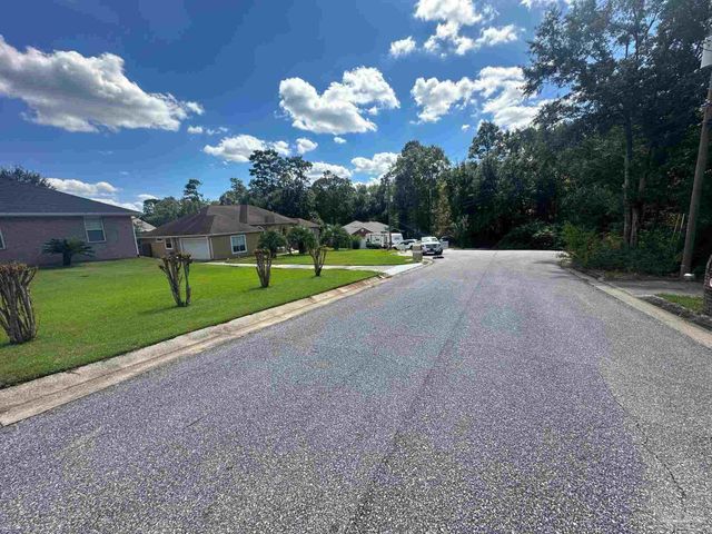 1101 Sussex Ln, Pensacola, FL 32514