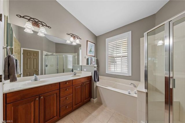 20231 Burnside PL 402, Estero, FL 33928