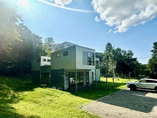 32 Brook Lane, Cortlandt Manor, NY 10567