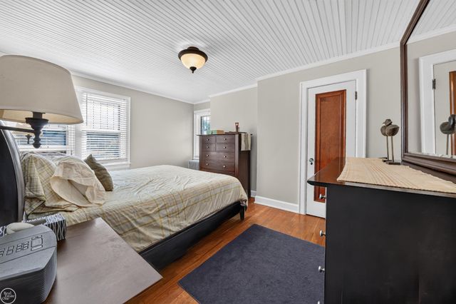 22905 Violet Street, Saint Clair Shores, MI 48082