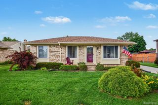 40518 William Drive, Clinton Charter Township, MI 48038