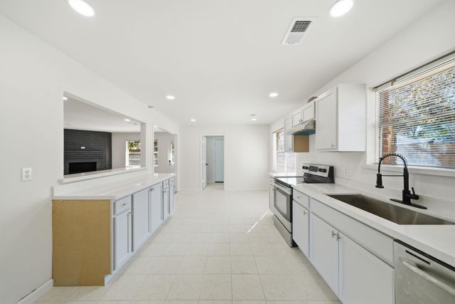 7230 Bayou Forest Drive, Houston, TX 77088