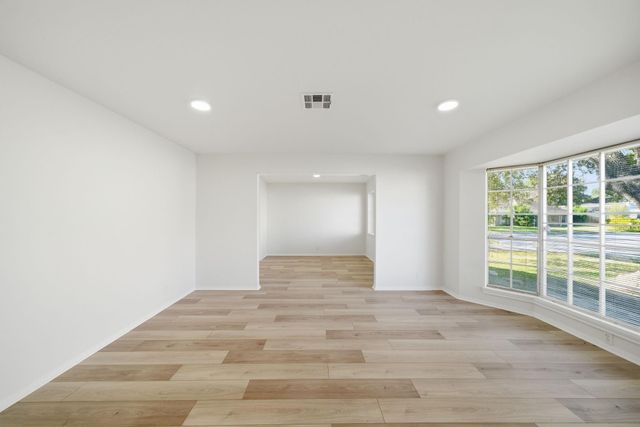 7230 Bayou Forest Drive, Houston, TX 77088