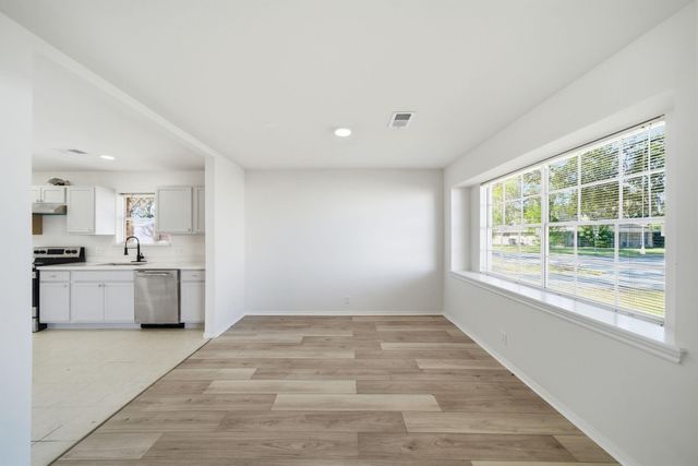 7230 Bayou Forest Drive, Houston, TX 77088