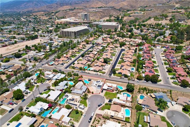 2930 Pinon Court, Highland, CA 92346