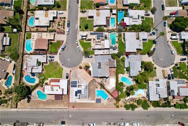 2930 Pinon Court, Highland, CA 92346