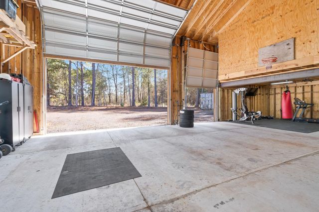 995 Old Coffeeville Rd, Lone Star, TX 75668