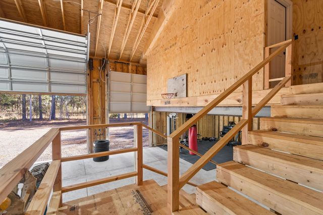 995 Old Coffeeville Rd, Lone Star, TX 75668