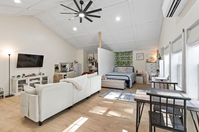 995 Old Coffeeville Rd, Lone Star, TX 75668