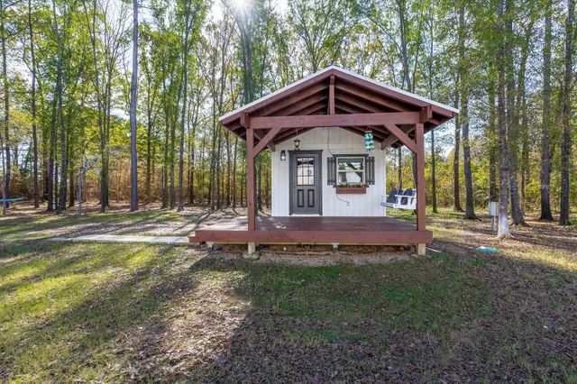 995 Old Coffeeville Rd, Lone Star, TX 75668