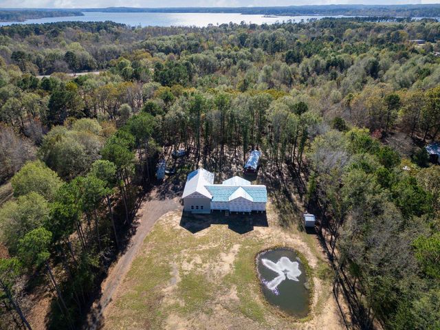 995 Old Coffeeville Rd, Lone Star, TX 75668