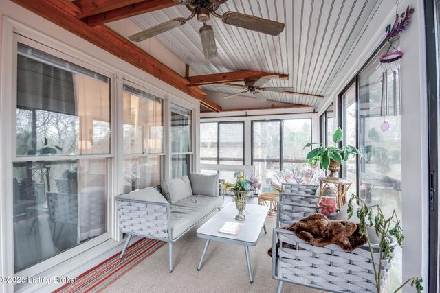 10418 Glenmary Farm Dr, Louisville, KY 40291