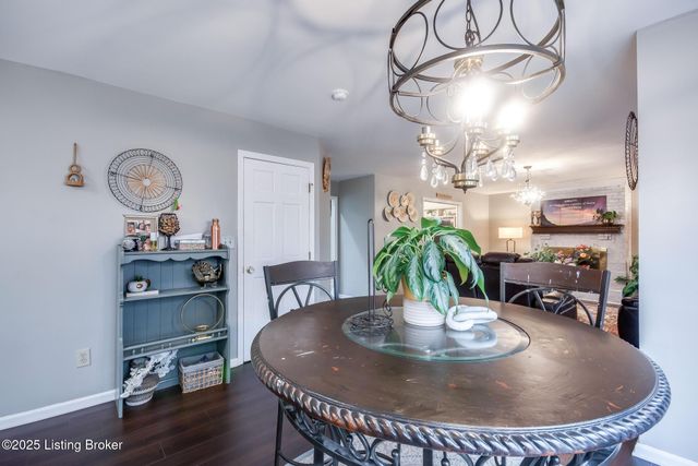 10418 Glenmary Farm Dr, Louisville, KY 40291