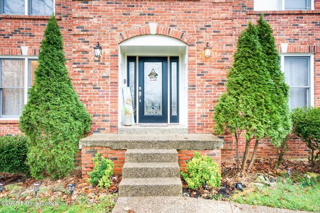 10418 Glenmary Farm Dr, Louisville, KY 40291