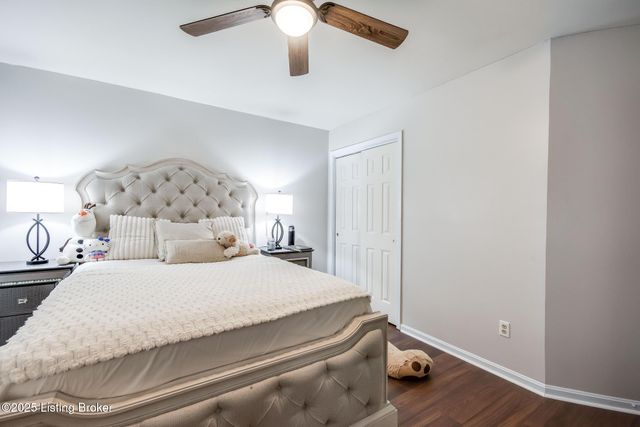 10418 Glenmary Farm Dr, Louisville, KY 40291