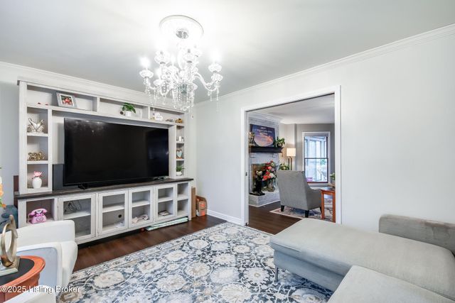 10418 Glenmary Farm Dr, Louisville, KY 40291