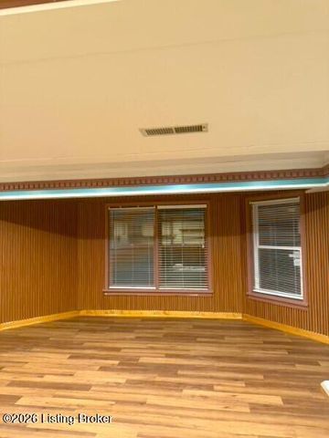 10418 Glenmary Farm Dr, Louisville, KY 40291