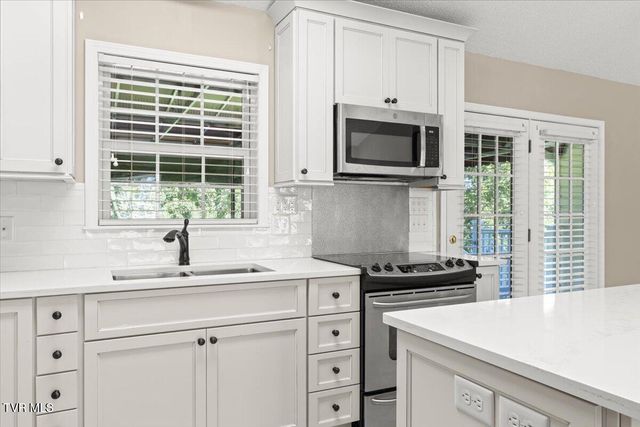 511 Headtown Road, Jonesborough, TN 37659