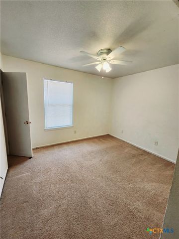 5807 Redstone Drive A, Killeen, TX 76543