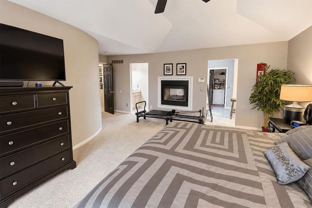56360 Kirkridge Trail, Shelby Twp, MI 48316