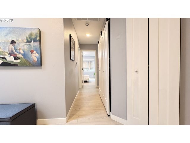 6650 Sw CANBY St, Portland, OR 97223