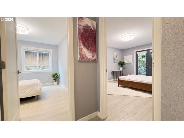 6650 Sw CANBY St, Portland, OR 97223