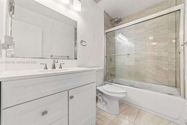 1560 NE 151st St 103, North Miami Beach, FL 33162