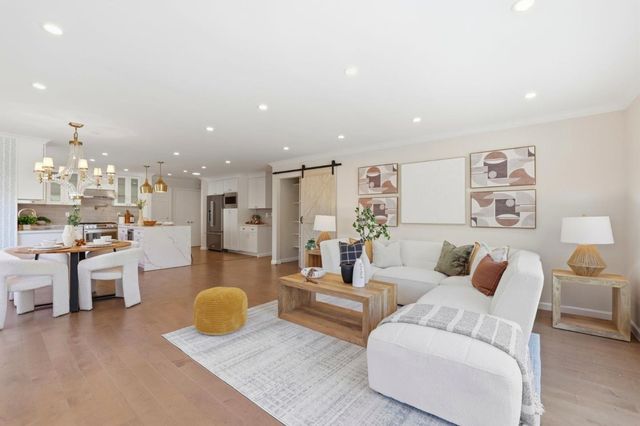 165 Carlow Court, Sunnyvale, CA 94087