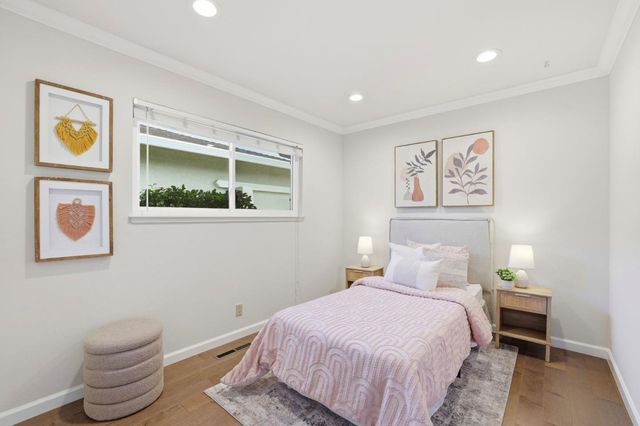 165 Carlow Court, Sunnyvale, CA 94087