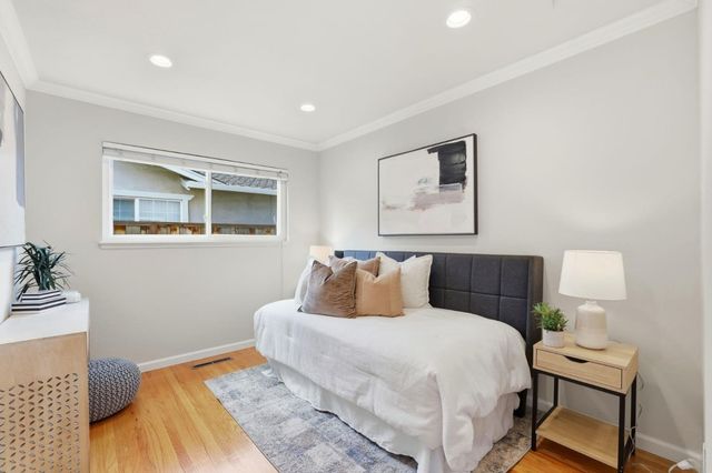 165 Carlow Court, Sunnyvale, CA 94087