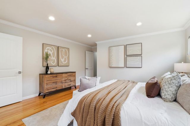 165 Carlow Court, Sunnyvale, CA 94087