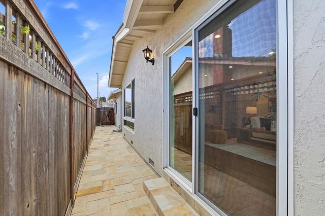 165 Carlow Court, Sunnyvale, CA 94087