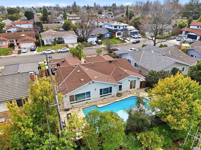 165 Carlow Court, Sunnyvale, CA 94087