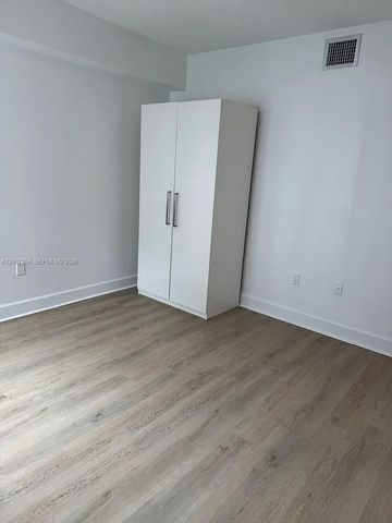 471 NE 25th Street 504, Miami, FL 33137