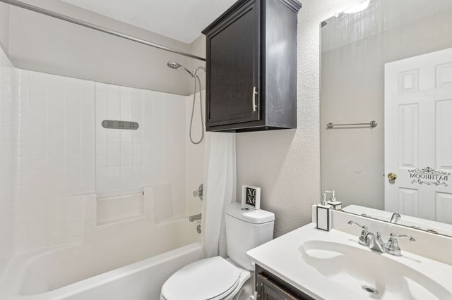 704 Mackenzie Drive, Royse City, TX 75189