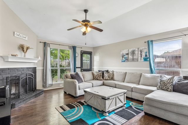 704 Mackenzie Drive, Royse City, TX 75189