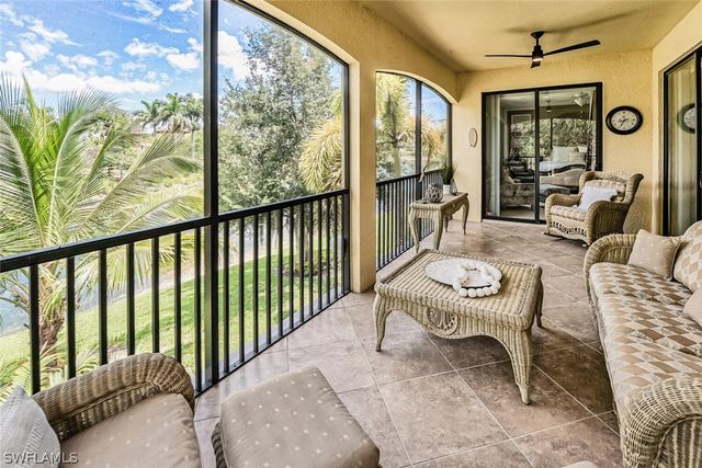 9107 Napoli CT 201, Naples, FL 34113