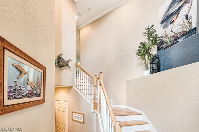 9107 Napoli CT 201, Naples, FL 34113