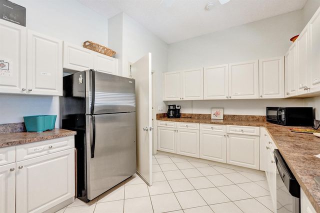 6115 Bay Isles Drive, Boynton Beach, FL 33437