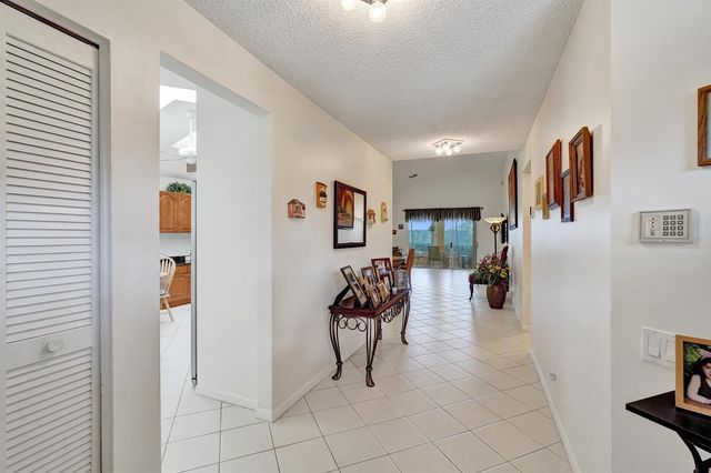 6115 Bay Isles Drive, Boynton Beach, FL 33437