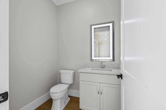 3202 Bay St, Gulf Breeze, FL 32563