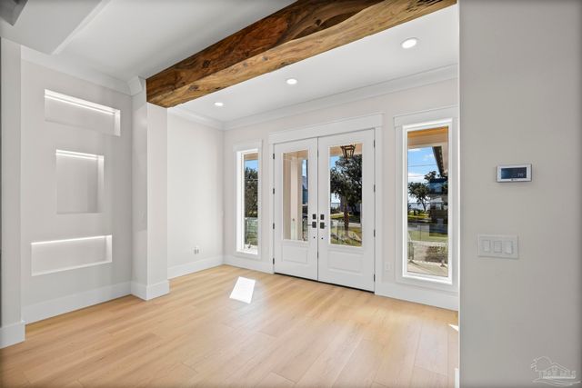 3202 Bay St, Gulf Breeze, FL 32563