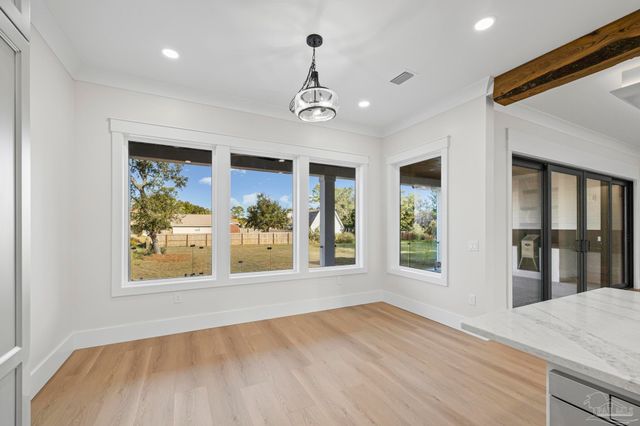 3202 Bay St, Gulf Breeze, FL 32563