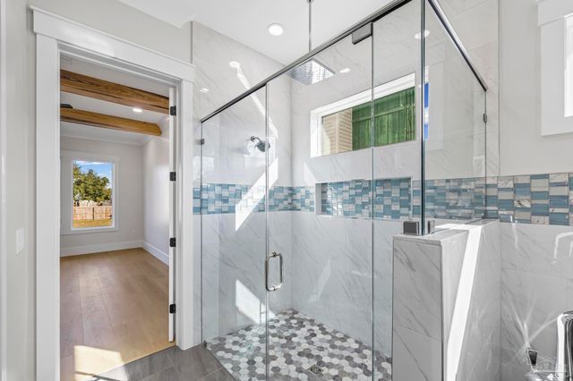 3202 Bay St, Gulf Breeze, FL 32563