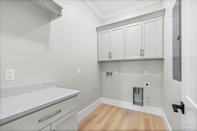 3202 Bay St, Gulf Breeze, FL 32563